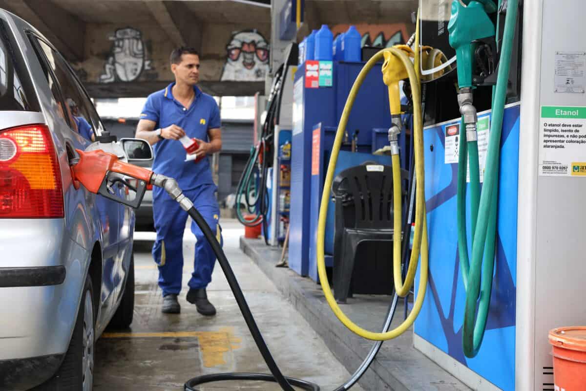 Vendas de etanol tiveram queda mensal em setembro, mas volume foi o segundo maior desde janeiro de 2020